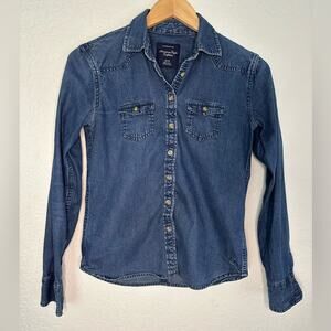 American Eagle Favorite Fit Denim Button Up Shirt Pockets Western Cowgirl Fall